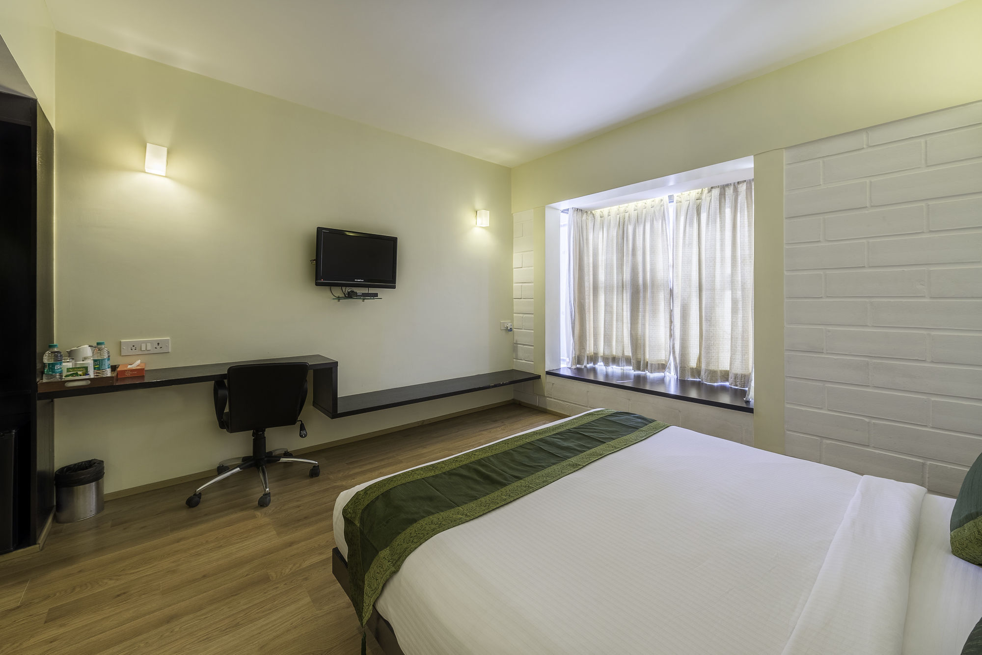 Treebo Trend Spektrum Suites Mysore Exterior foto